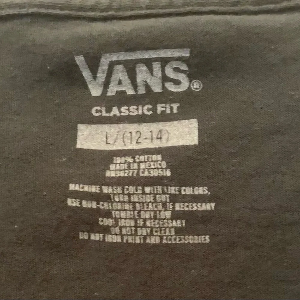 Kids Large (12-14) Vans Black and Red Checkered T-Shirt - Picture 2 of 6